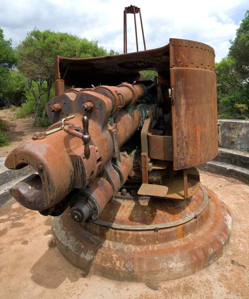 WNAust_59-50_Skoda_Veli_Brioni_breech_pic.jpg