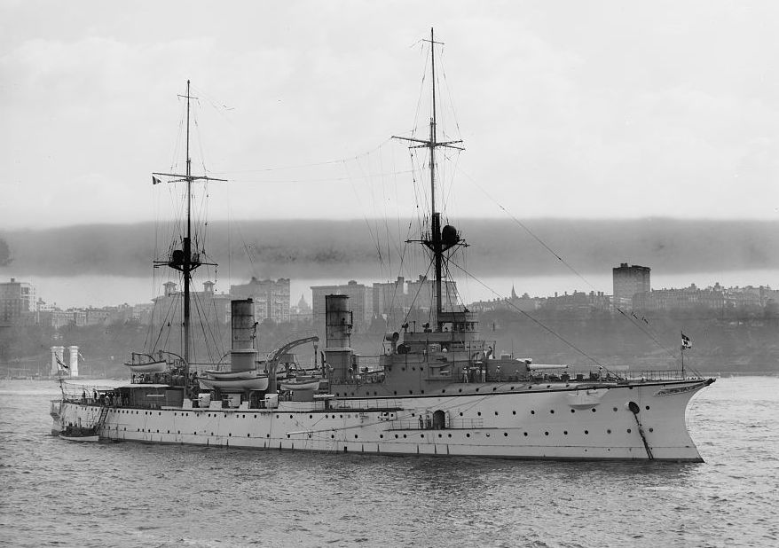 WNGER_827-40_skc95_Victoria_Louise_pic.jpg