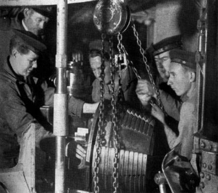 WNSweden_11-45_m1912_Sverige_service_pic.jpg